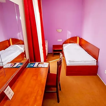Boss Hotel 3*